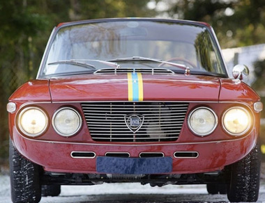 Lancia Fulvia 1.3 S Rallye a noleggio a Milano, Como e Firenze