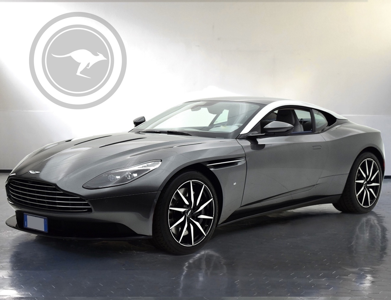 Aston Martin DB11 for rent, find out