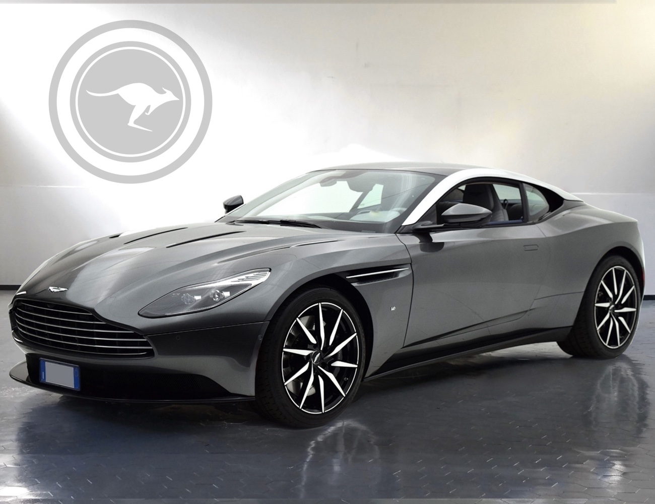 Aston Martin DB11 for rent, find out