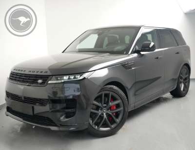 Land Rover Range Rover Sport 2024 in affitto a Firenze, Milano e Como