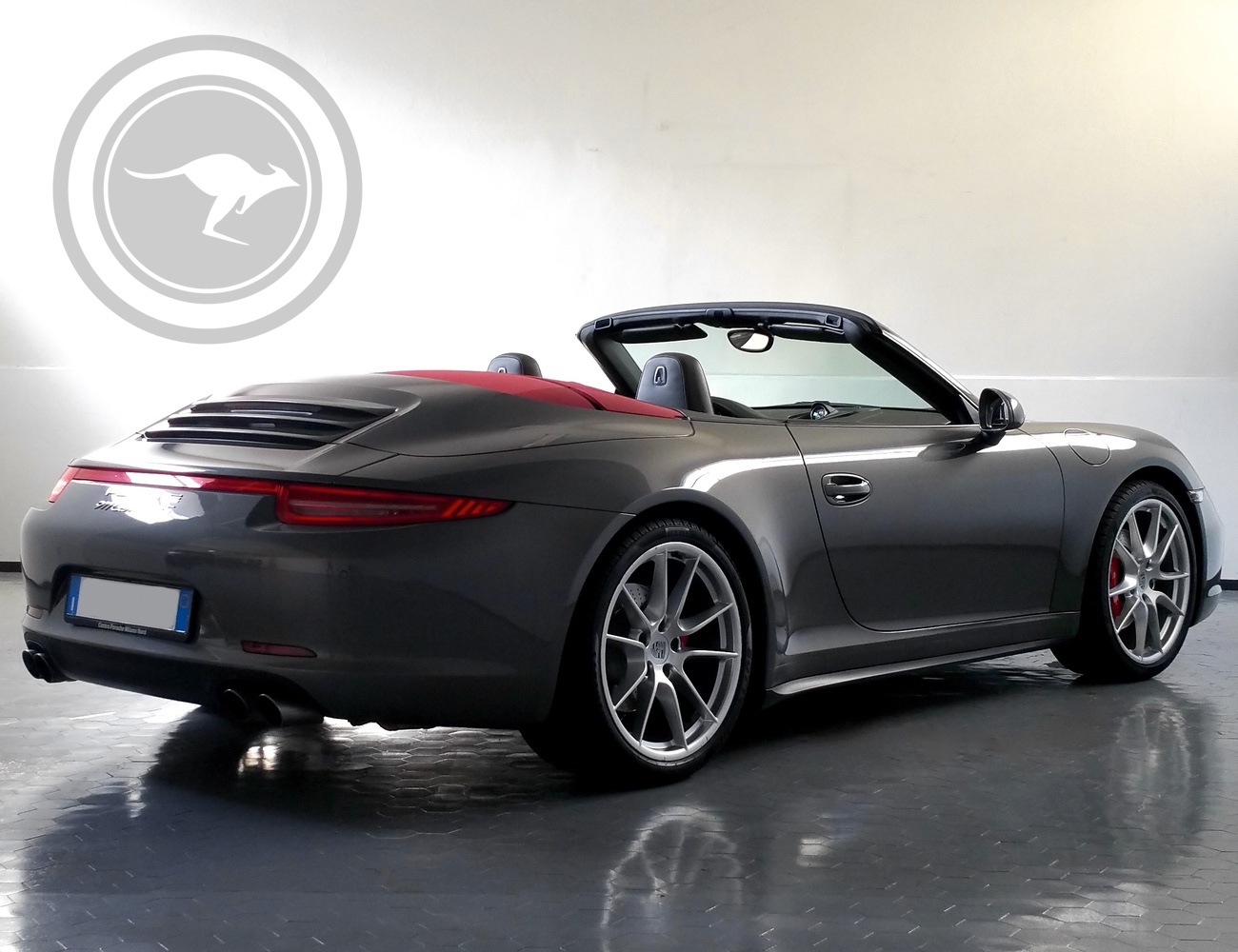 Rent a Porsche 911 Carrera 991 4S Cabrio in Milan, Florence, Zurich, Como