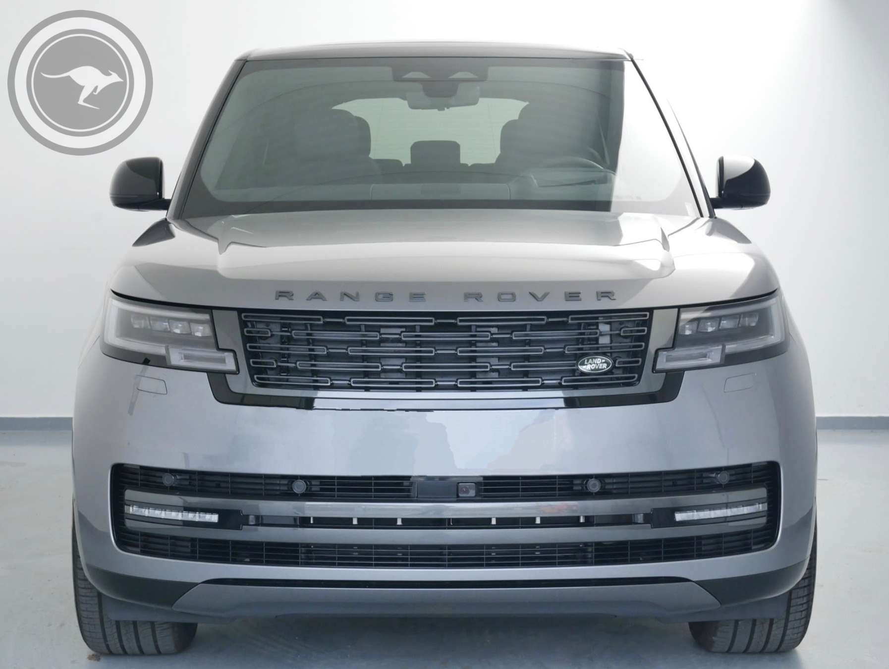Rent a Land Rover Range Rover Vogue 2025 in Milan, Florence, Zurich, Como