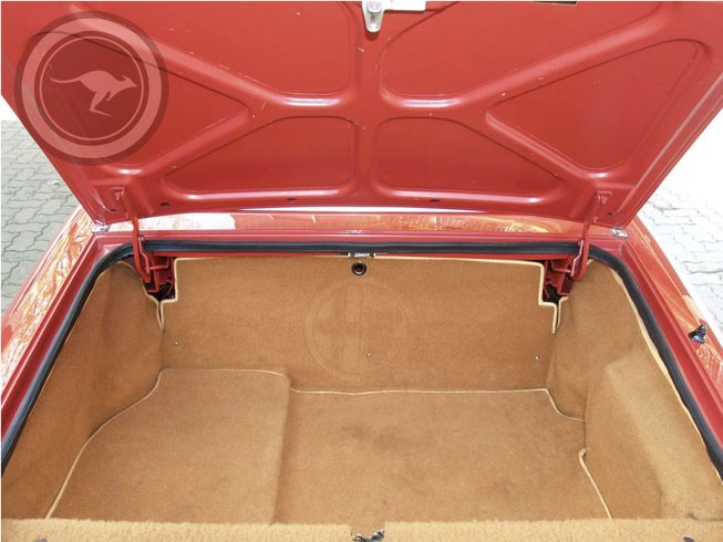 Rent a Alfa Romeo Duetto Spider IV Serie in Milan, Florence, Zurich, Como