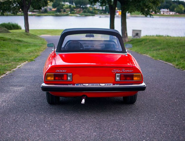 Rent a Alfa Romeo Duetto Spider in Milan, Florence, Zurich, Como