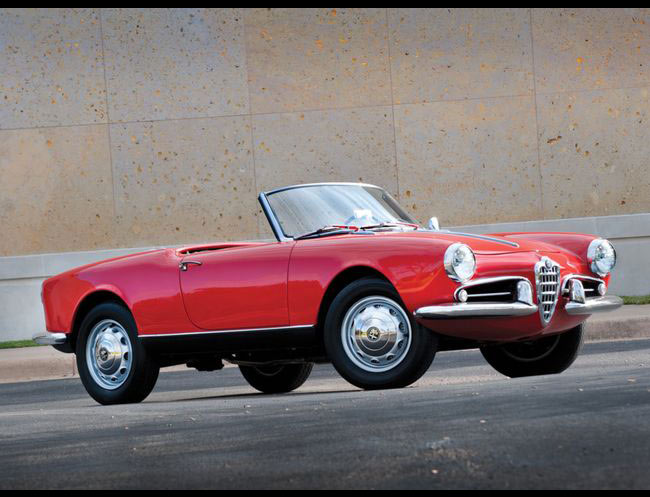 Rent a Alfa Romeo Giulietta Spider in Milan, Florence, Zurich, Como