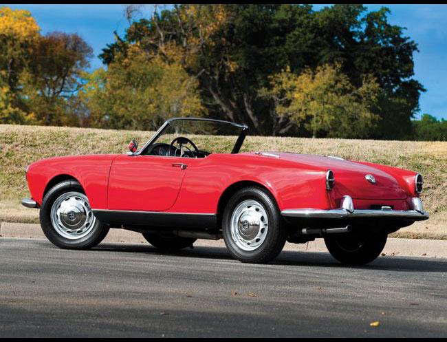 Rent a Alfa Romeo Giulietta Spider in Milan, Florence, Zurich, Como