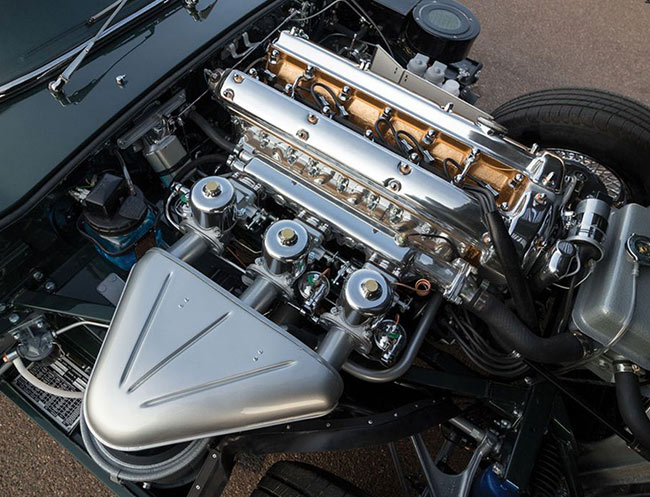 Rent a Jaguar E Type Roadster in Milan, Florence, Zurich, Como