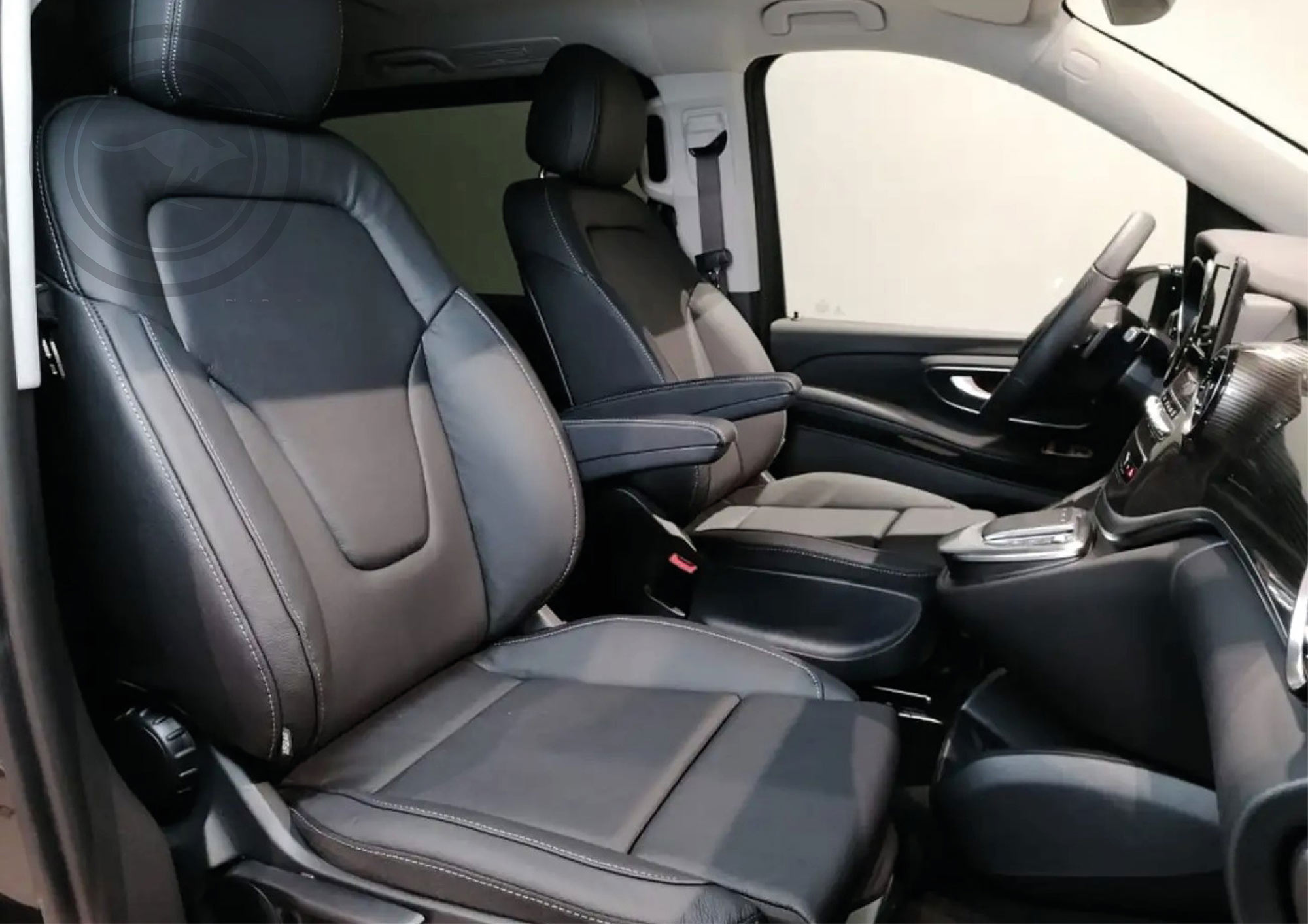 Rent a Mercedes-Benz Van V Class Luxury 8 Seater in Milan, Florence, Zurich, Como