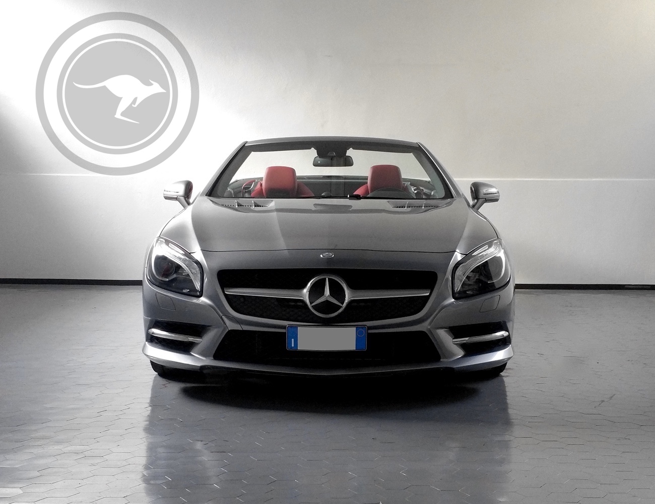 Rent a Mercedes-Benz SL AMG Edition Cabrio in Milan, Florence, Zurich, Como