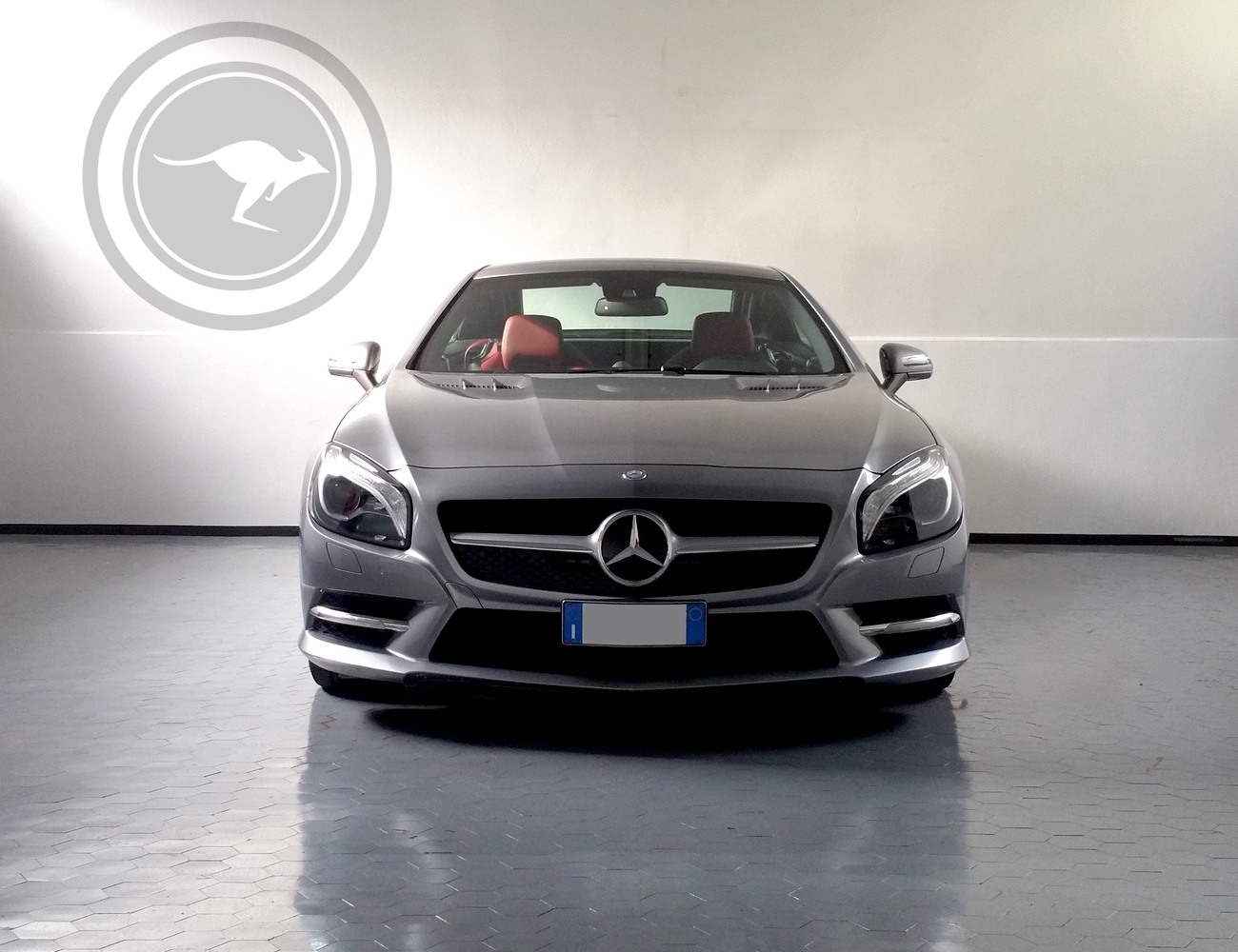 Rent a Mercedes-Benz SL AMG Edition Cabrio in Milan, Florence, Zurich, Como