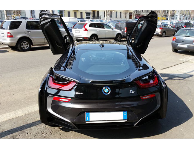 Rent a BMW i8 Hybrid in Milan, Florence, Zurich, Como