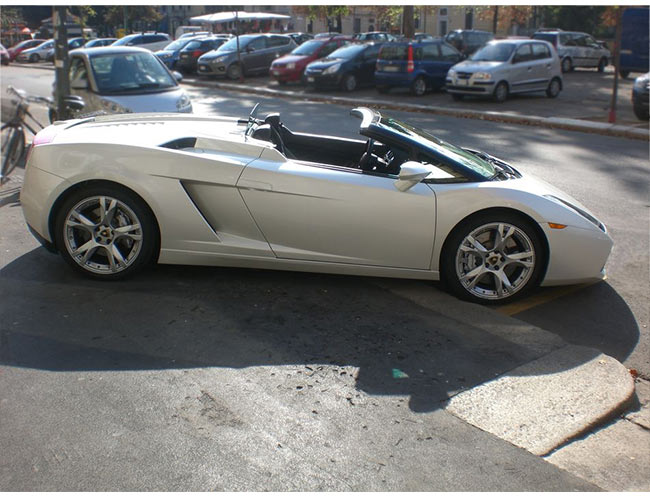 Rent a Lamborghini Gallardo Spyder in Milan, Florence, Zurich, Como