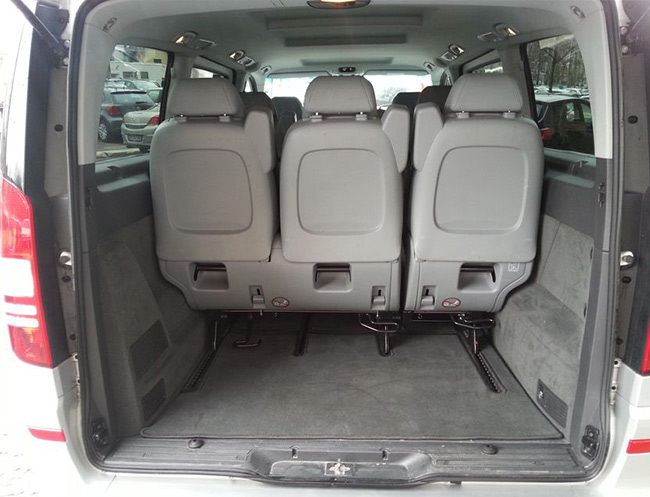 Rent a Mercedes-Benz Viano 8/9 Seats in Milan, Florence, Zurich, Como