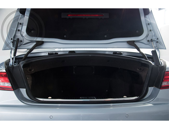 Rent a Mercedes-Benz S500 Cabrio in Milan, Florence, Zurich, Como