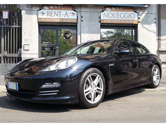 Rent a Porsche Panamera 4 AWD in Milan, Florence, Zurich, Como