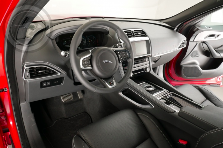 Rent a Jaguar F-Pace in Milan, Florence, Zurich, Como