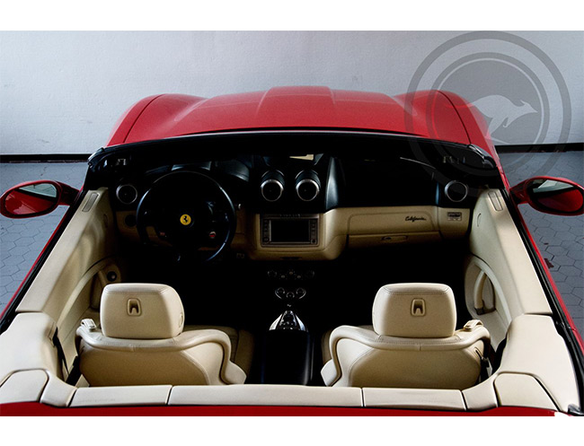 Rent a Ferrari California DCT Cabrio in Milan, Florence, Zurich, Como