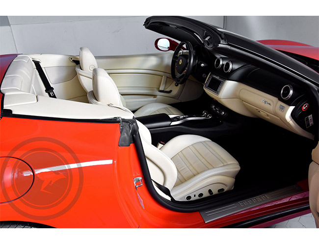 Rent a Ferrari California DCT Cabrio in Milan, Florence, Zurich, Como