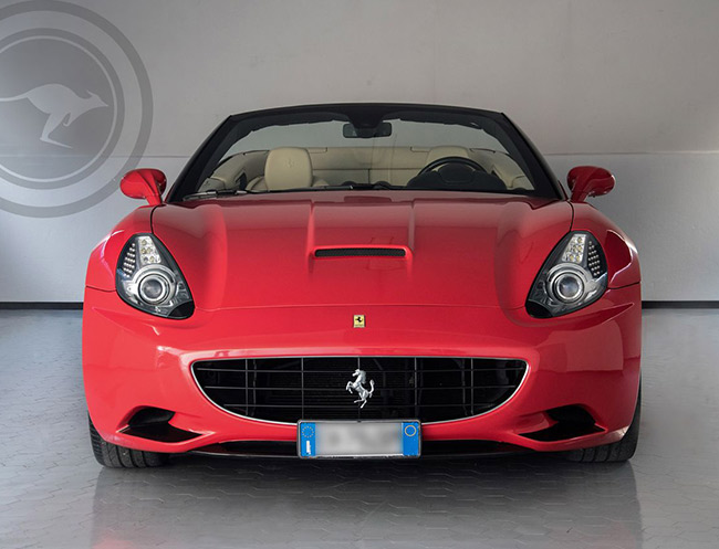 Rent a Ferrari California DCT Cabrio in Milan, Florence, Zurich, Como