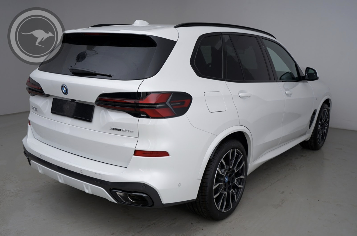 Rent a BMW X5 in Milan, Florence, Zurich, Como