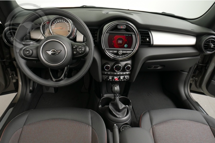 Rent a Mini Cooper Cabrio in Milan, Florence, Zurich, Como