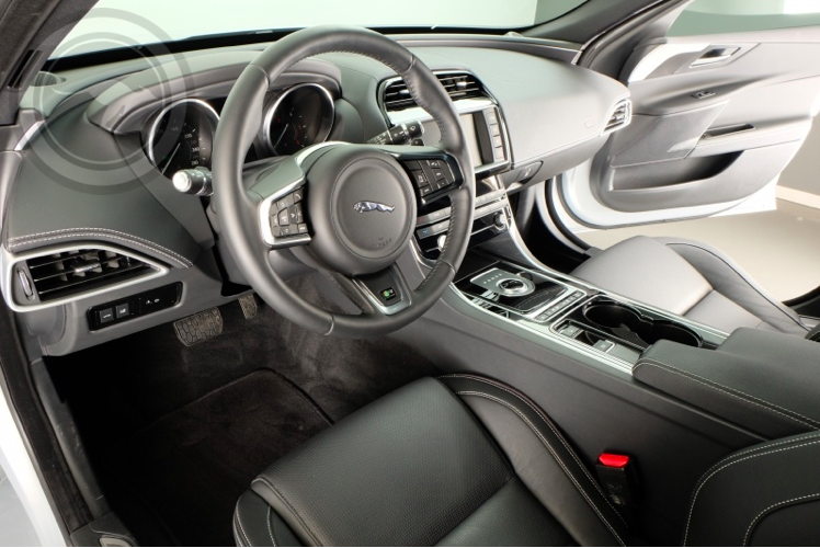 Rent a Jaguar XE in Milan, Florence, Zurich, Como