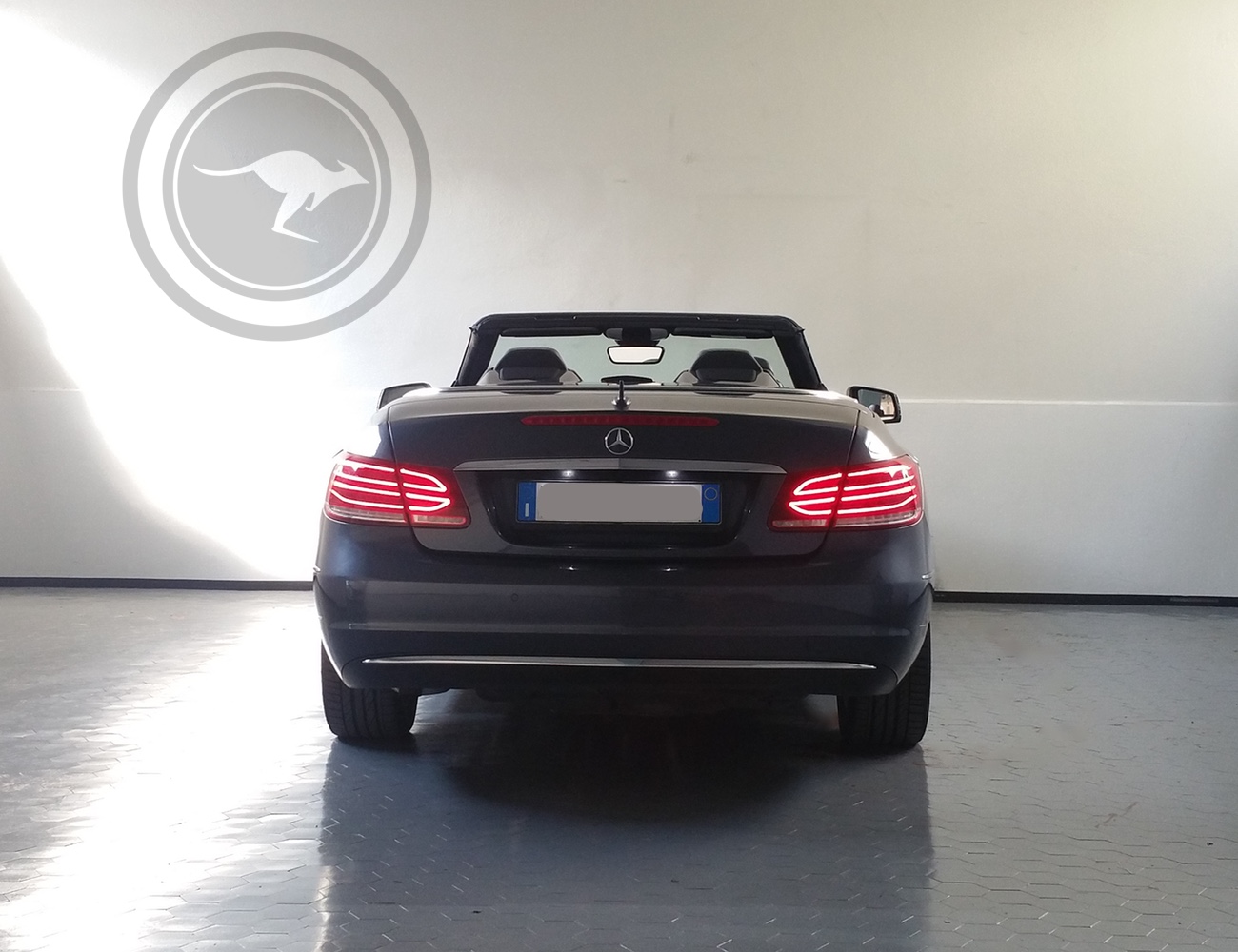 Rent a Mercedes-Benz E Class Cabrio Sportline in Milan, Florence, Zurich, Como