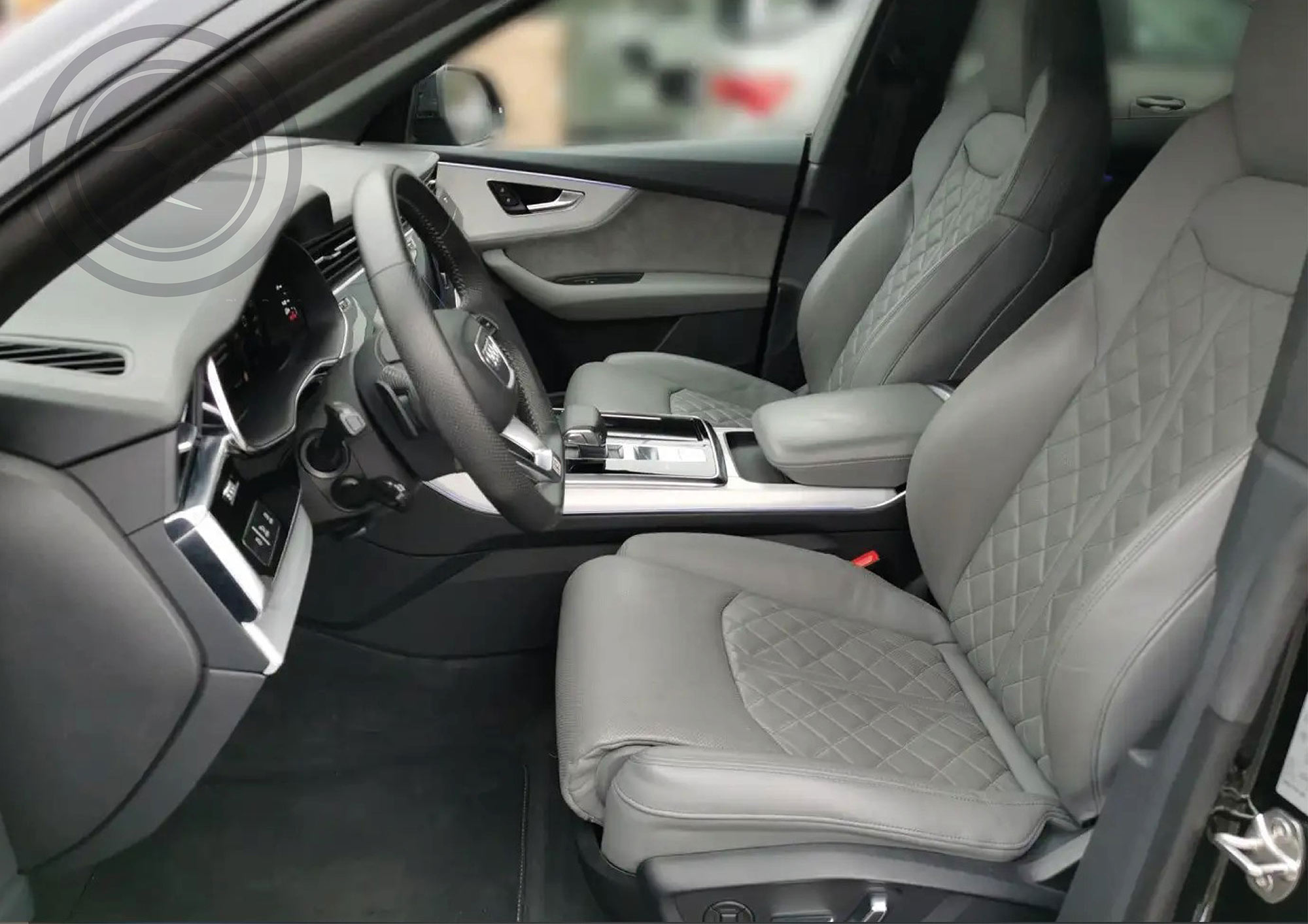 Rent a Audi S Q8 Sport S-Line TFSI in Milan, Florence, Zurich, Como