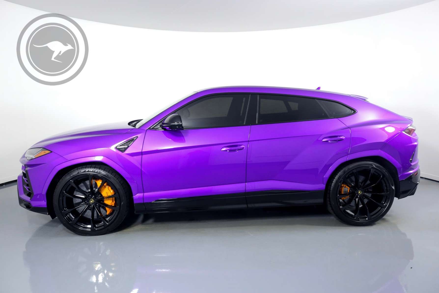Rent a Lamborghini Urus in Milan, Florence, Zurich, Como