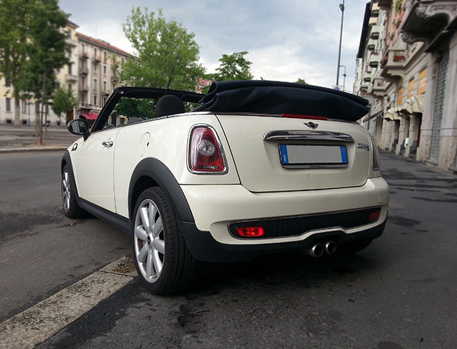 Rent a Mini Cooper S Cabrio in Milan, Florence, Zurich, Como